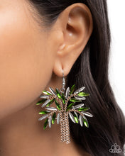 Load image into Gallery viewer, Palm Tree Pizzazz - Green