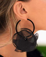 Load image into Gallery viewer, Passionate Promenade - Black