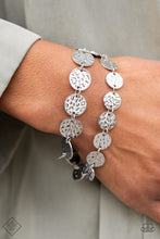 Load image into Gallery viewer, Magnificent Musings - Complete Trend Blend February Fashion Fix