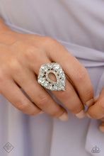 Load image into Gallery viewer, Fiercely 5th Avenue - Complete Trend Blend - July 2023