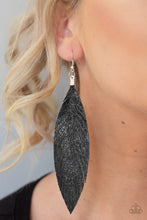 Load image into Gallery viewer, Feather Fantasy-Black