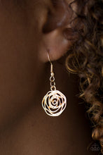 Load image into Gallery viewer, Rosy Rosette-Gold