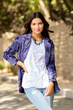 Load image into Gallery viewer, The Charismatic