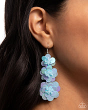 Load image into Gallery viewer, Beaded Bouquet - Blue
