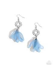 Load image into Gallery viewer, Profuse Petals - Blue
