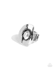 Load image into Gallery viewer, Broach Backdrop - Silver

