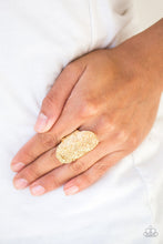 Load image into Gallery viewer, Record-Breaking Ripple - Gold
